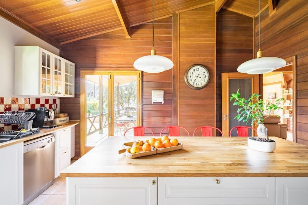 Wooden House Villa Minde Exterior photo